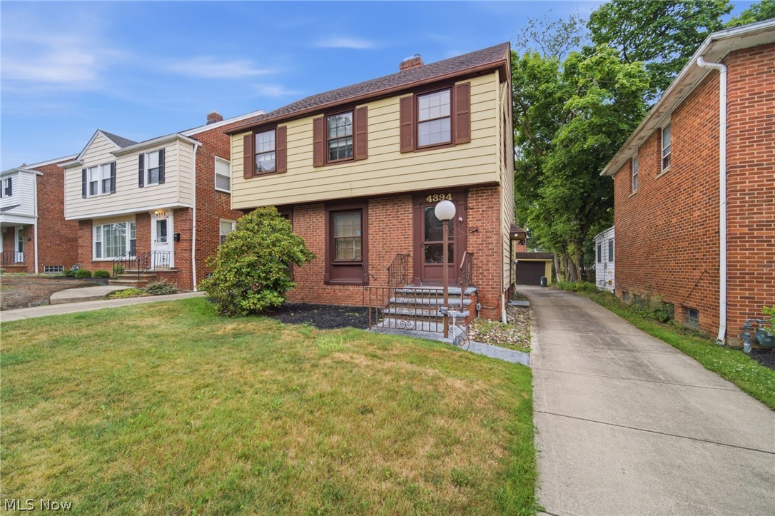 4394 Baintree Road University Heights OH 44118