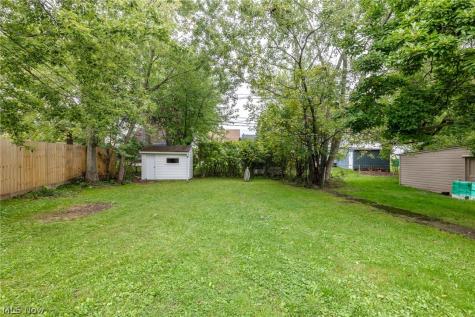 5167 Philip Avenue Maple Heights OH 44137