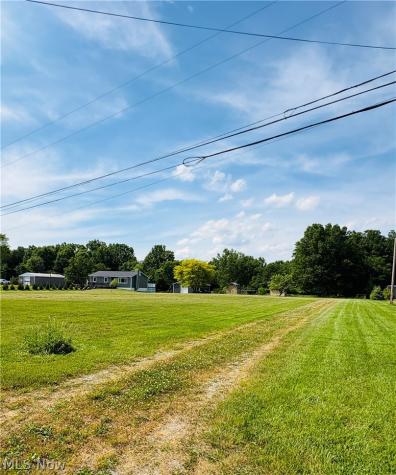 8591 Crow Road Litchfield OH 44253
