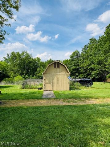 8591 Crow Road Litchfield OH 44253