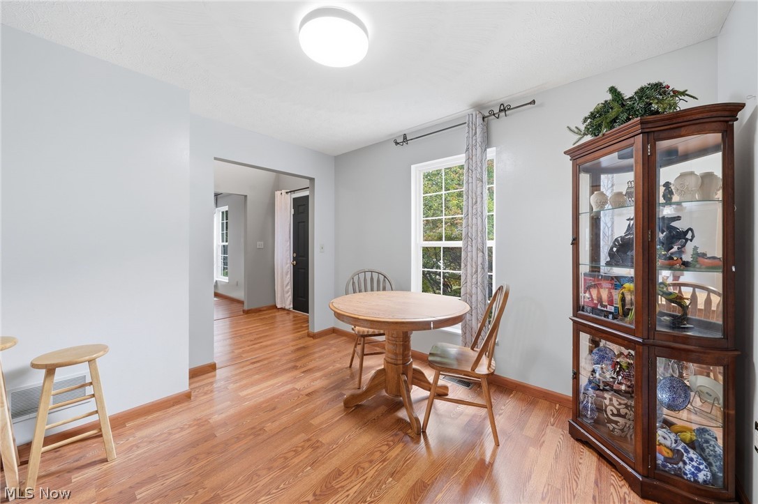 1970 Cherrywood Lane Akron OH 44312
