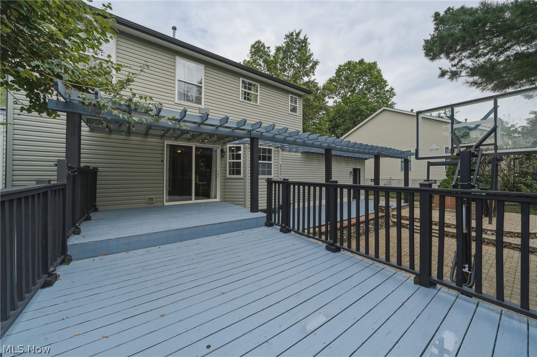 1970 Cherrywood Lane Akron OH 44312