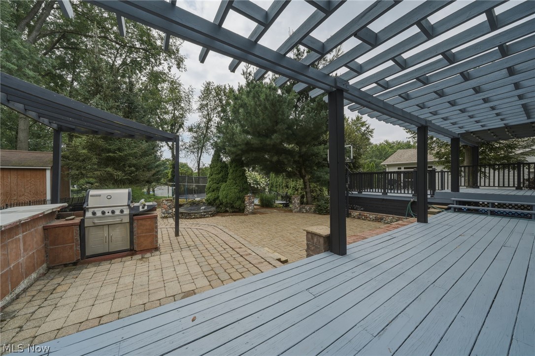 1970 Cherrywood Lane Akron OH 44312