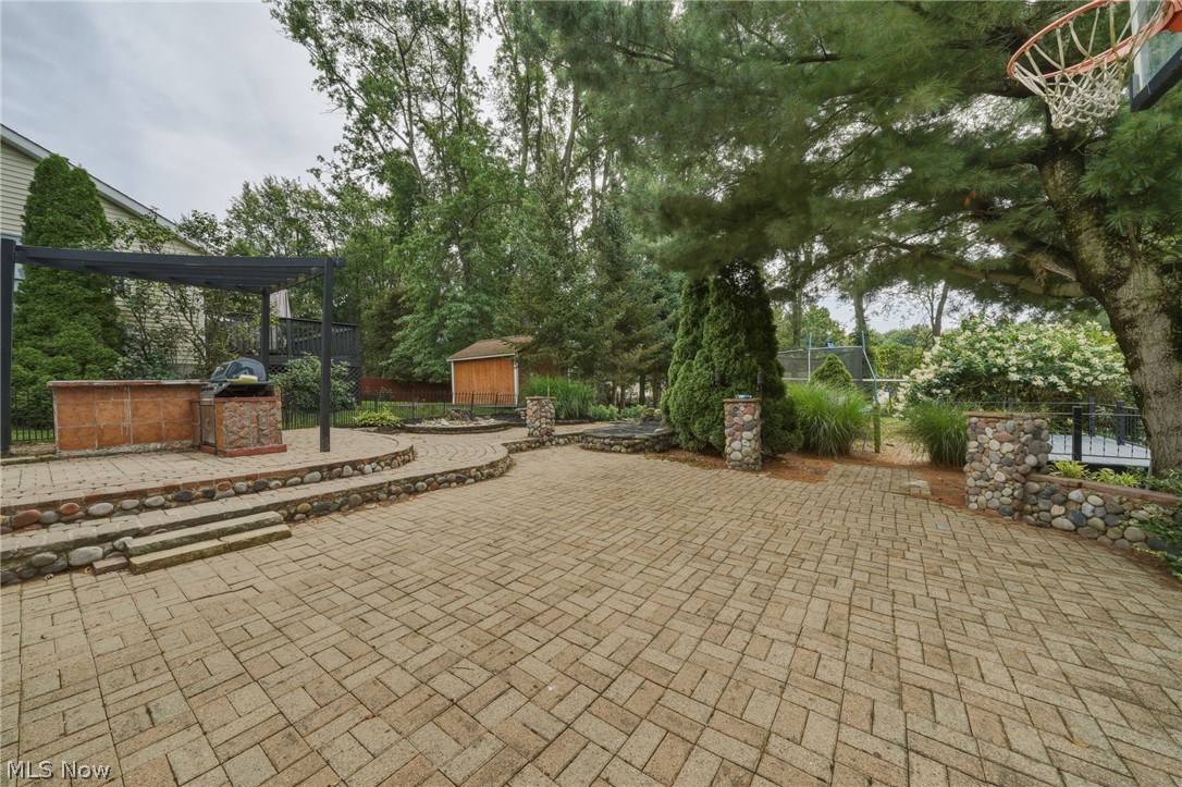 1970 Cherrywood Lane Akron OH 44312