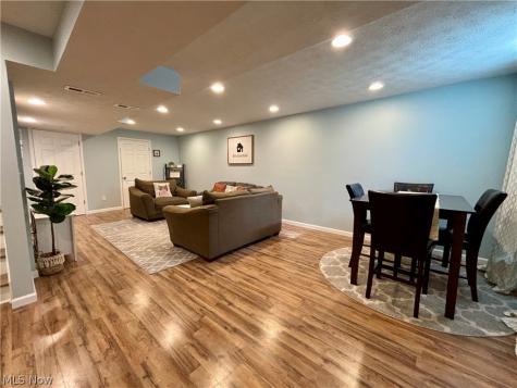 615 Cornell Drive Broadview Heights OH 44147