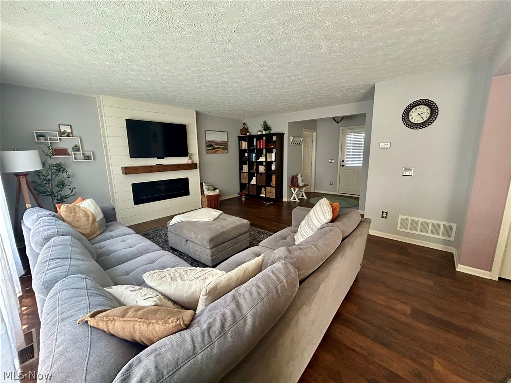 615 Cornell Drive Broadview Heights OH 44147