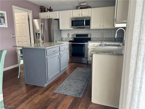 615 Cornell Drive Broadview Heights OH 44147