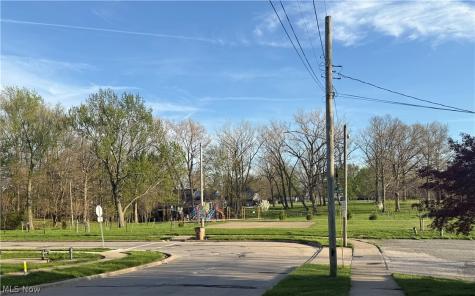 5276 W 83rd Street Parma OH 44129