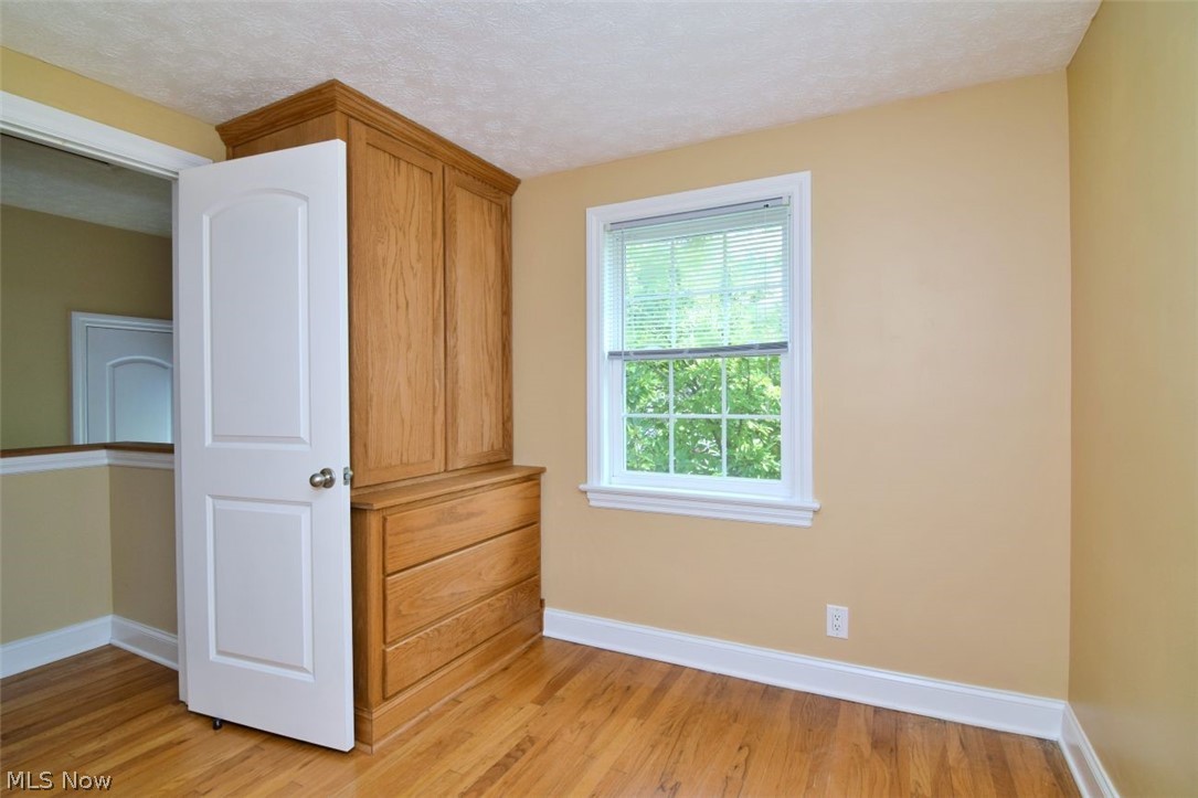 3857 Meadowbrook Boulevard University Heights OH 44118