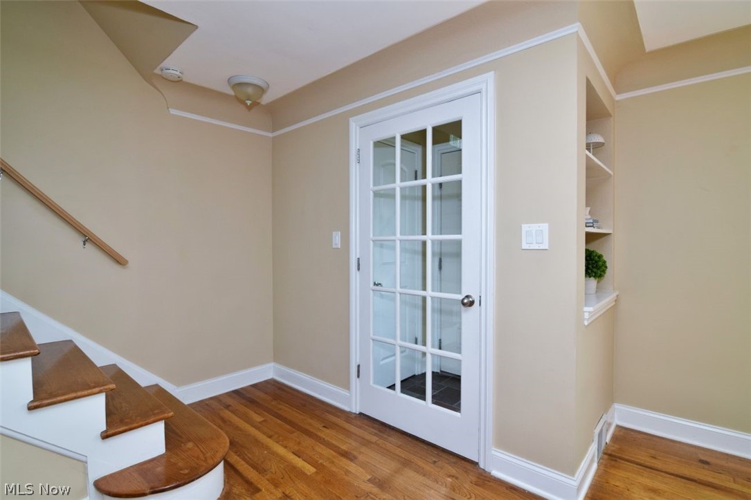3857 Meadowbrook Boulevard University Heights OH 44118