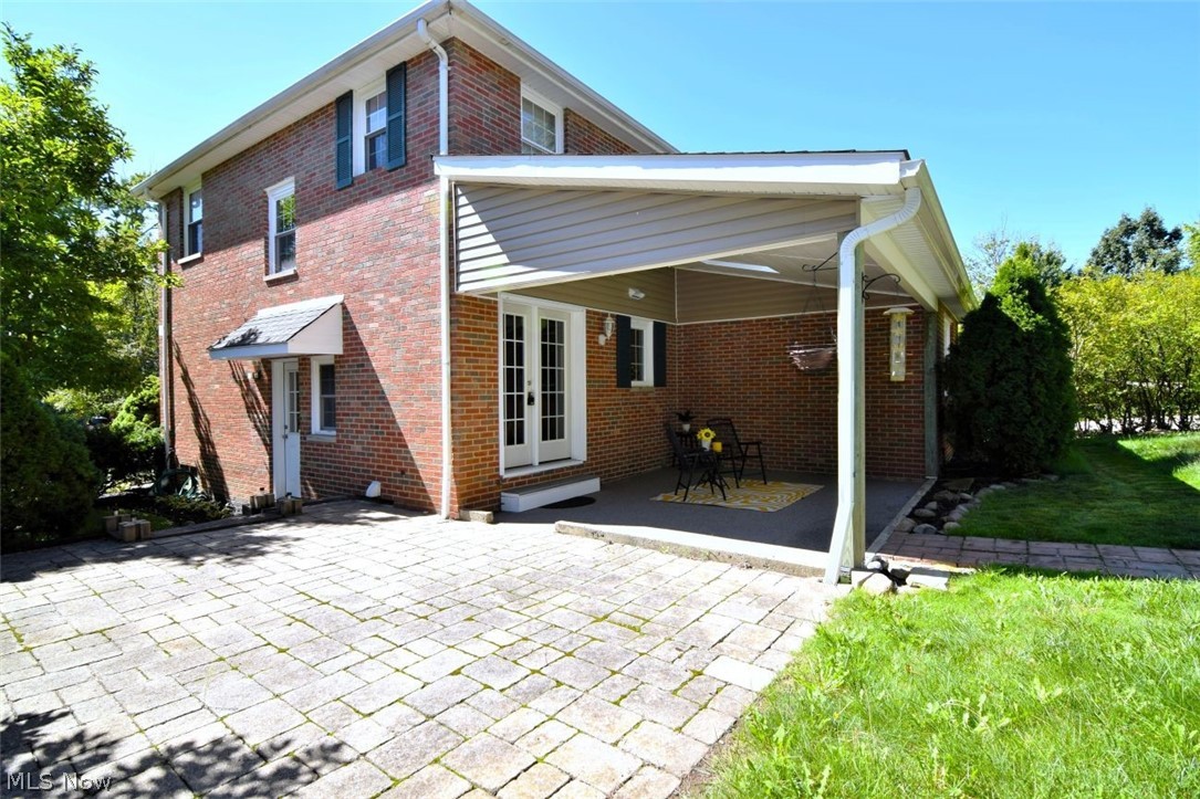 3857 Meadowbrook Boulevard University Heights OH 44118