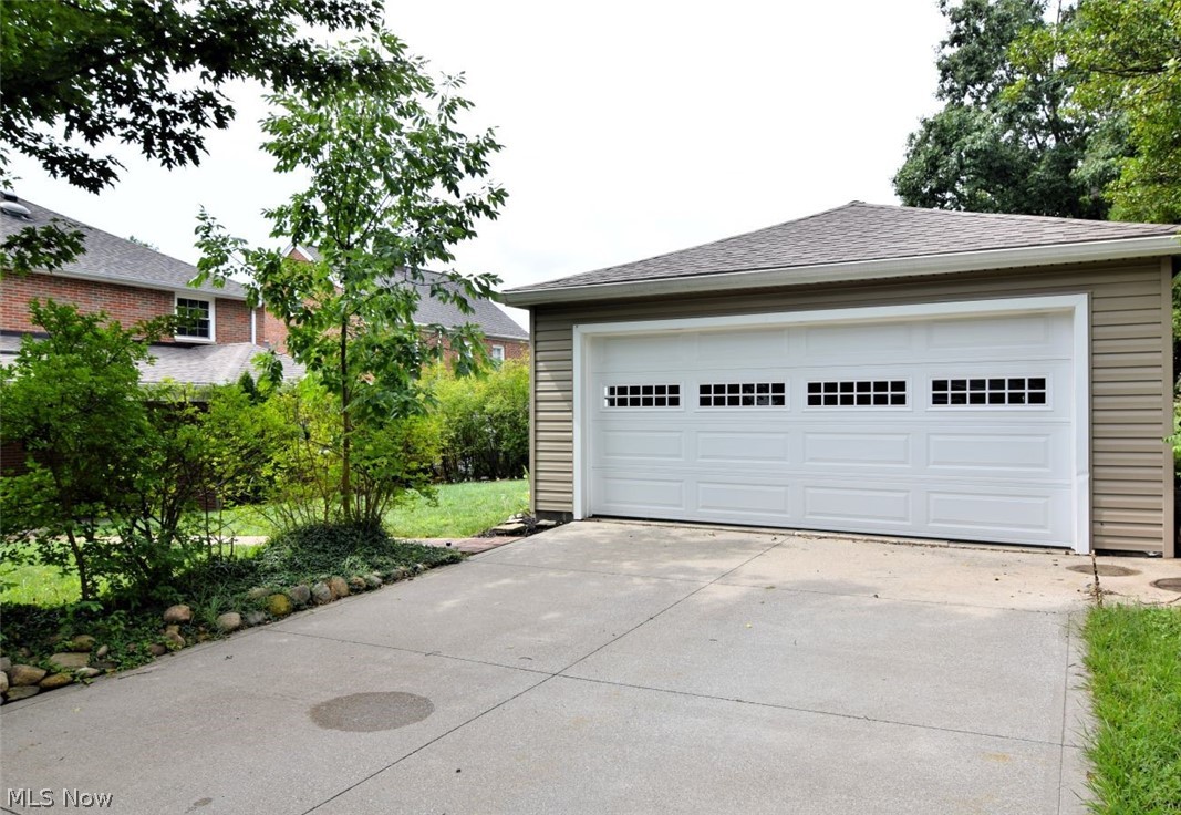 3857 Meadowbrook Boulevard University Heights OH 44118