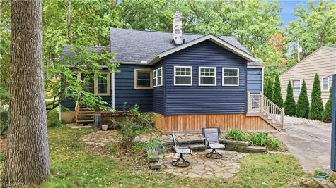 218 E School Street Kent OH 44240