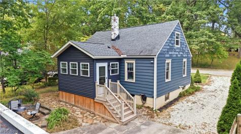 218 E School Street Kent OH 44240