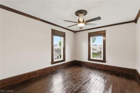 103 Fenton Avenue Mogadore OH 44260