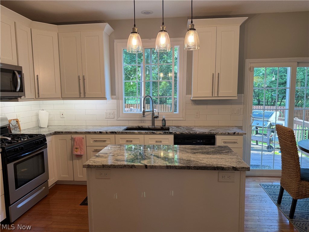 19465 Blue Spruce Drive Strongsville OH 44149