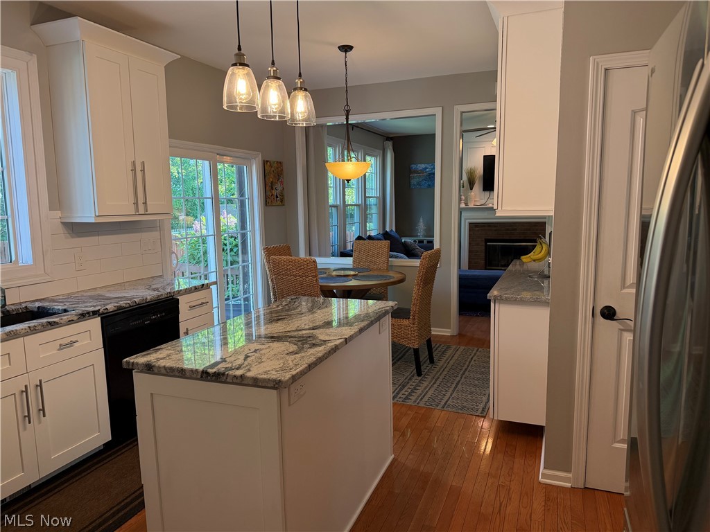 19465 Blue Spruce Drive Strongsville OH 44149