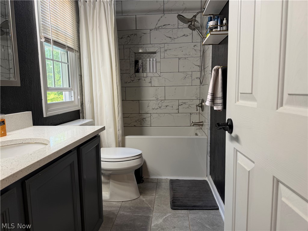 19465 Blue Spruce Drive Strongsville OH 44149