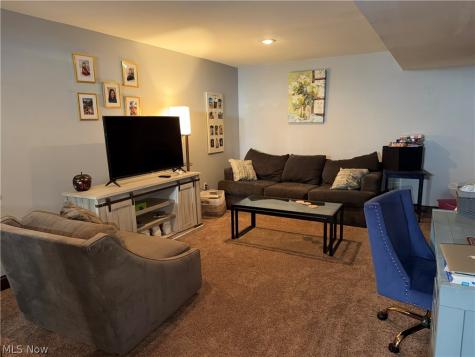 19465 Blue Spruce Drive Strongsville OH 44149