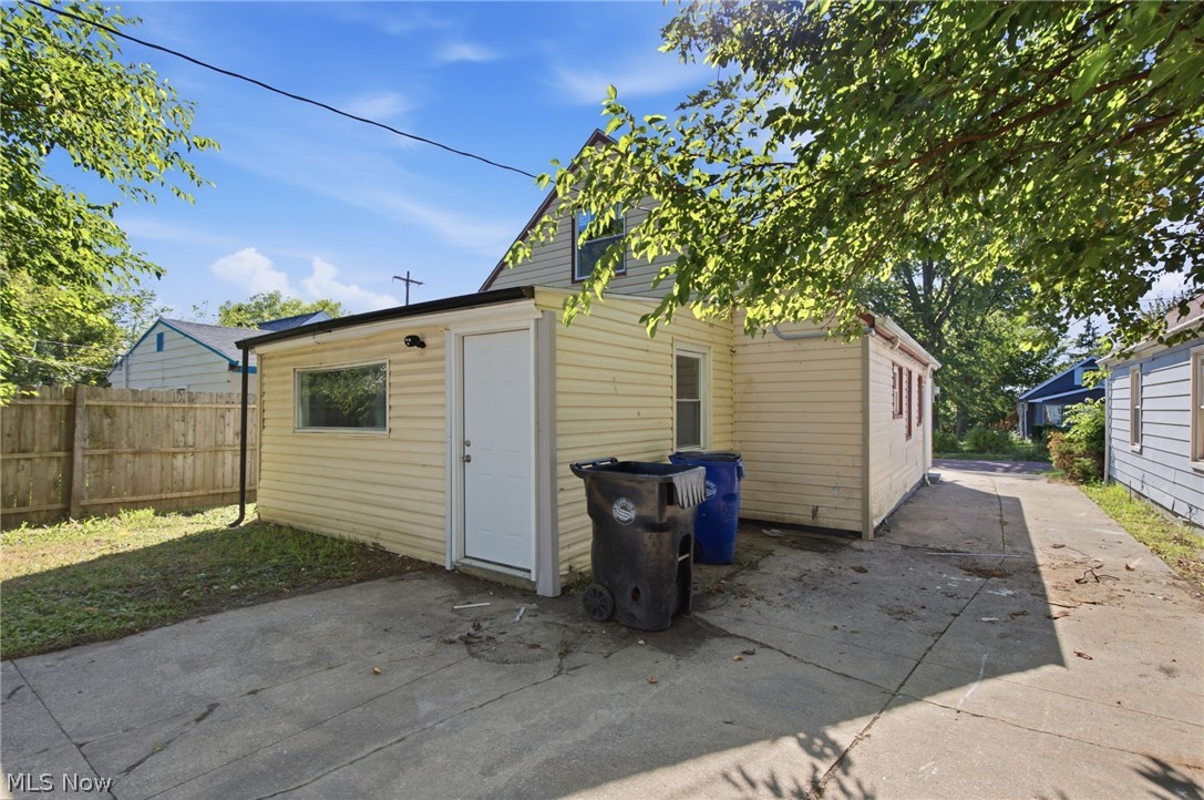 4469 E 154th Street Cleveland OH 44128