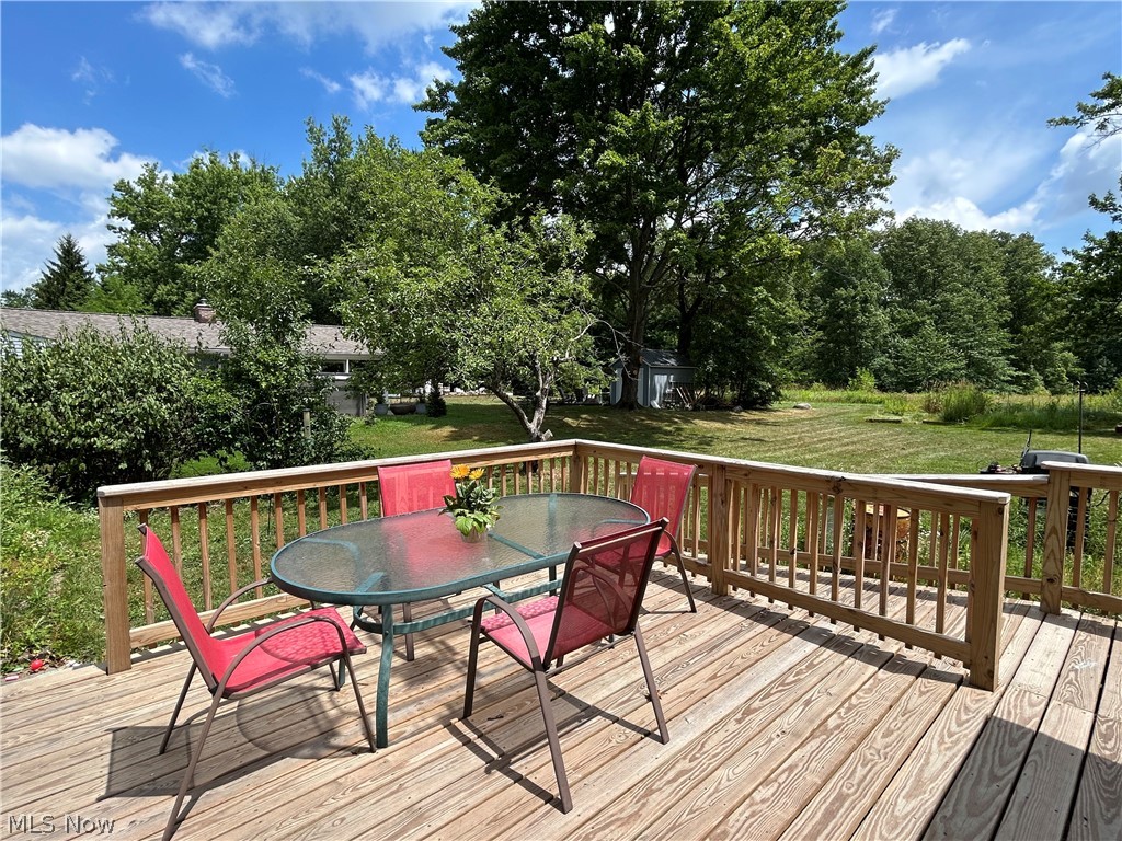 348 Hickory Hill Road Chagrin Falls OH 44022