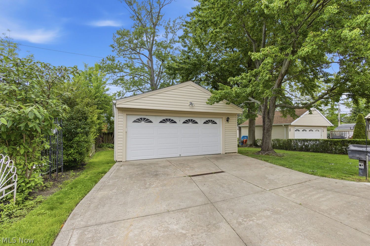 1348 W Miner Road Mayfield Heights OH 44124