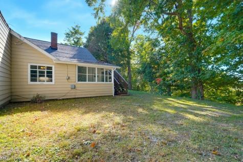 366 Riverside Drive Painesville OH 44077