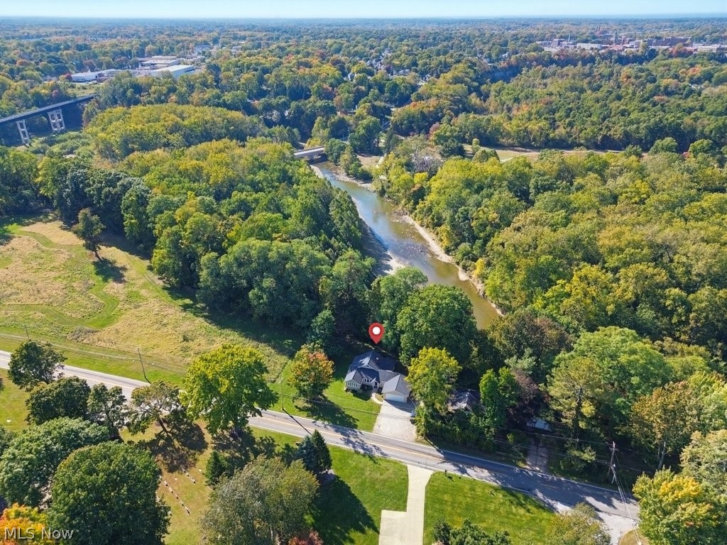 366 Riverside Drive Painesville OH 44077