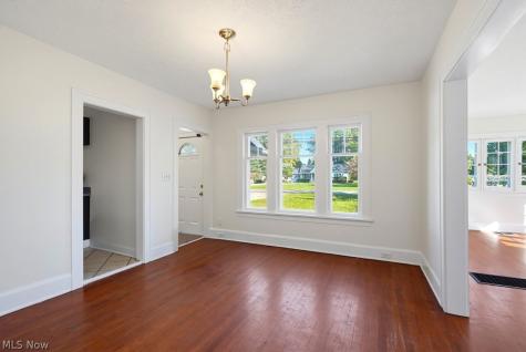 366 Riverside Drive Painesville OH 44077