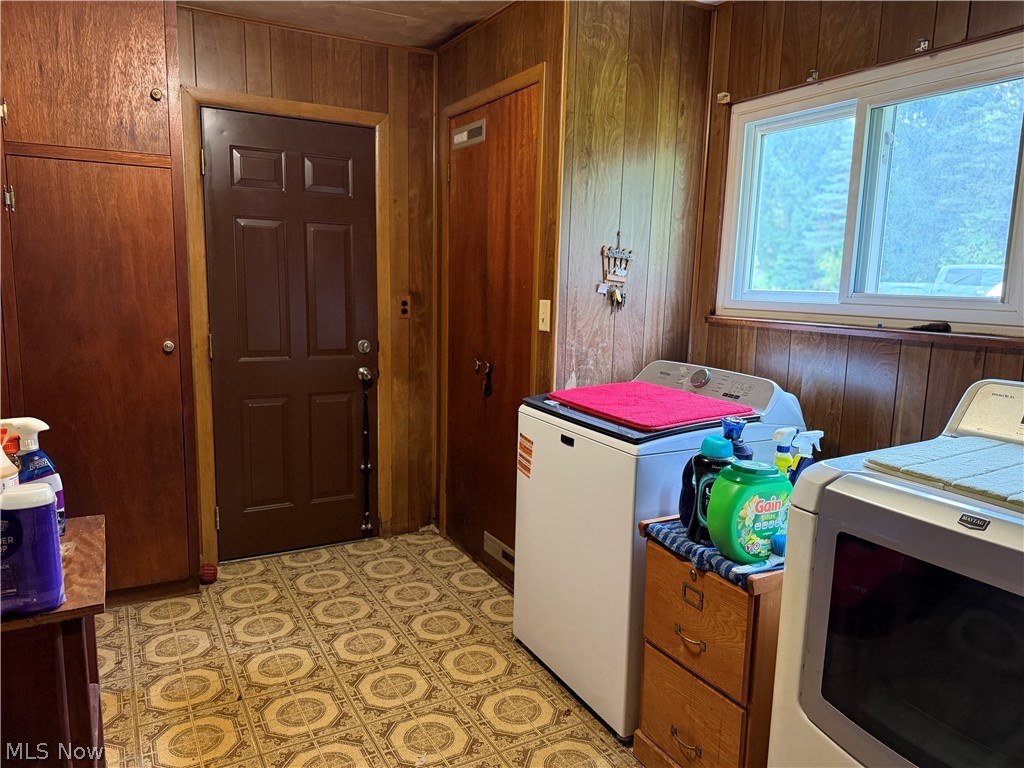 9969 Edwards Lane Chagrin Falls OH 44023