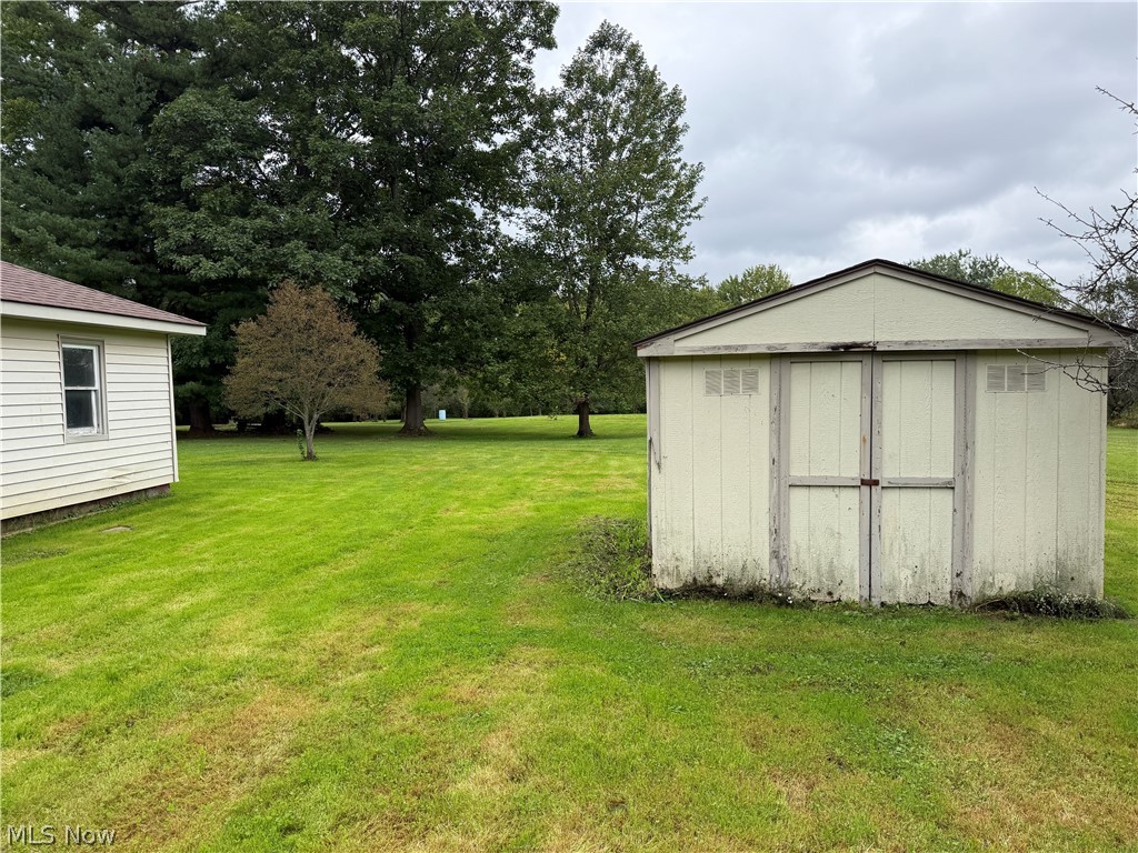 9969 Edwards Lane Chagrin Falls OH 44023