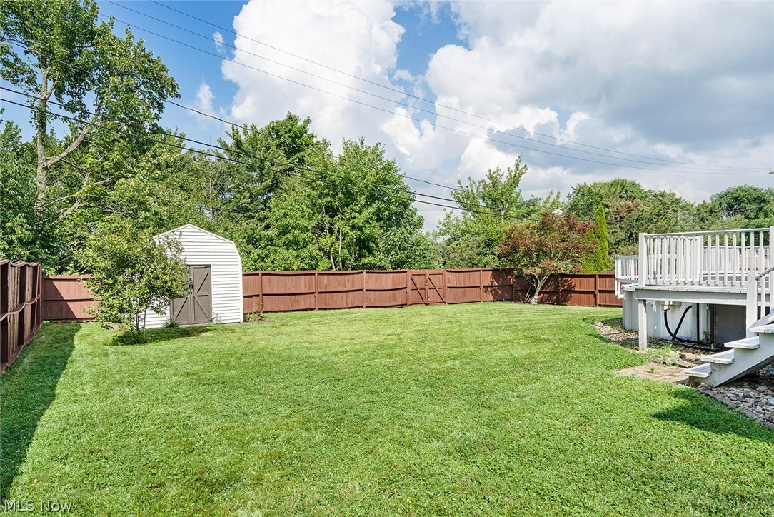 144 Hawkins Lane Columbiana OH 44408