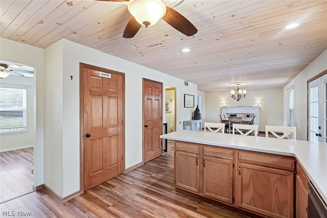 144 Hawkins Lane Columbiana OH 44408
