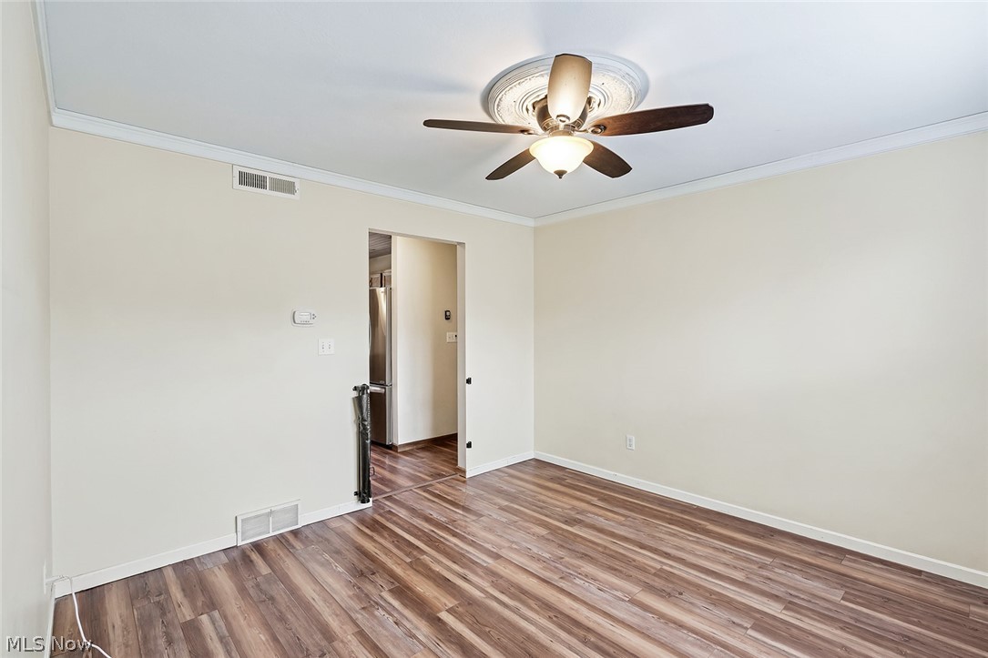 144 Hawkins Lane Columbiana OH 44408