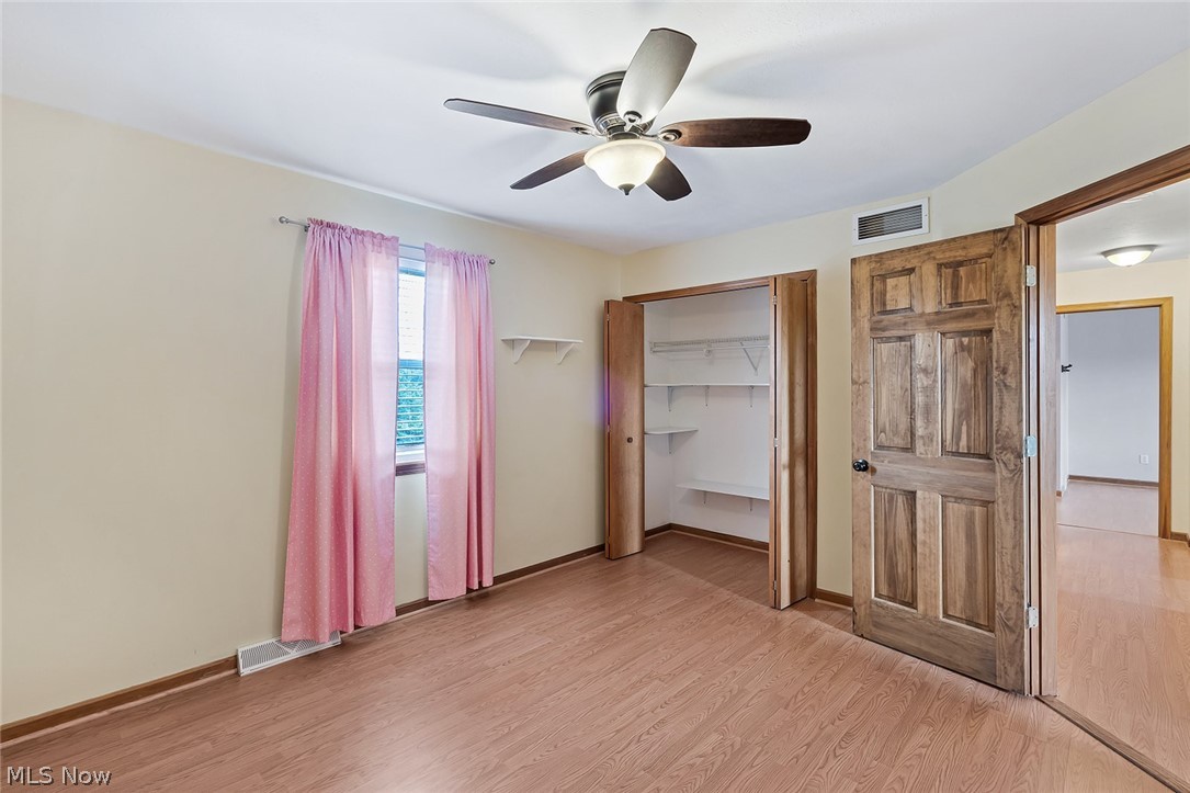 144 Hawkins Lane Columbiana OH 44408