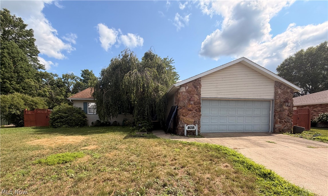 203 Jessica Drive Dover OH 44622