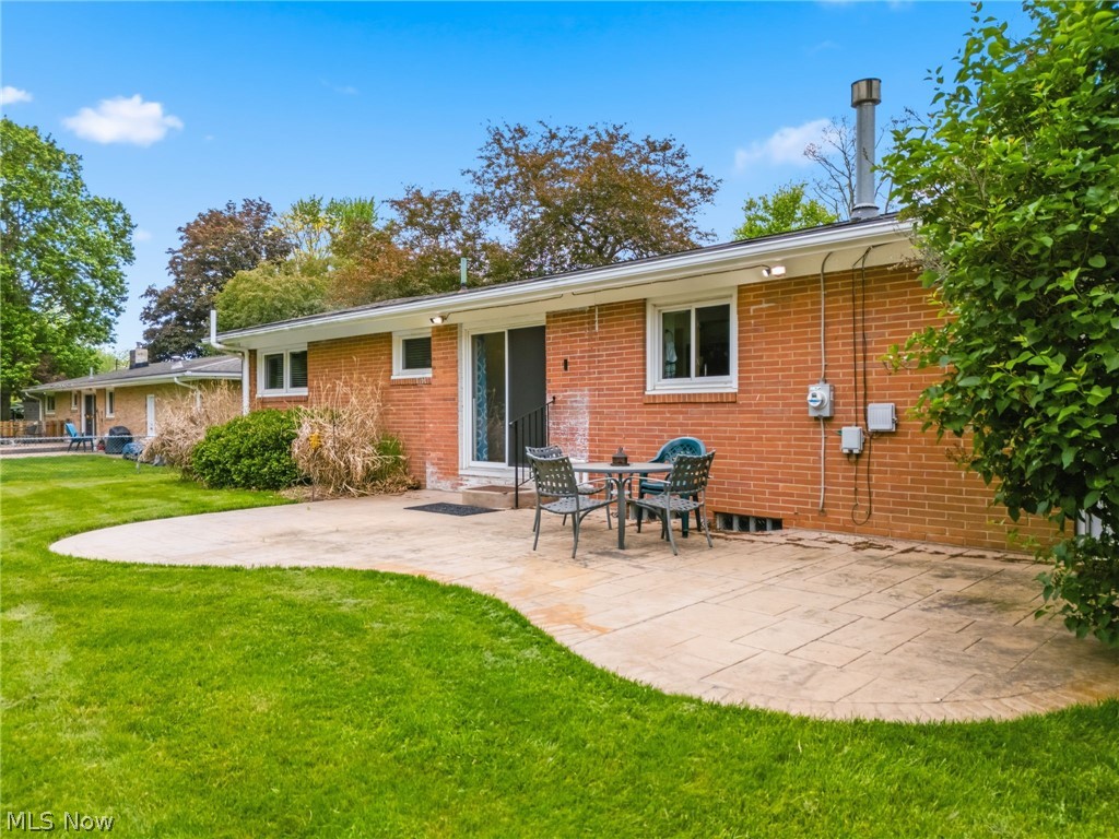 910 Marquardt Avenue NW North Canton OH 44720