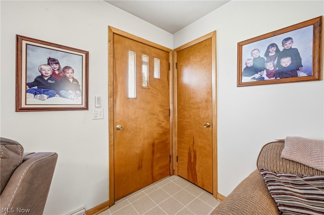 5172 Calla Avenue NW Warren OH 44483