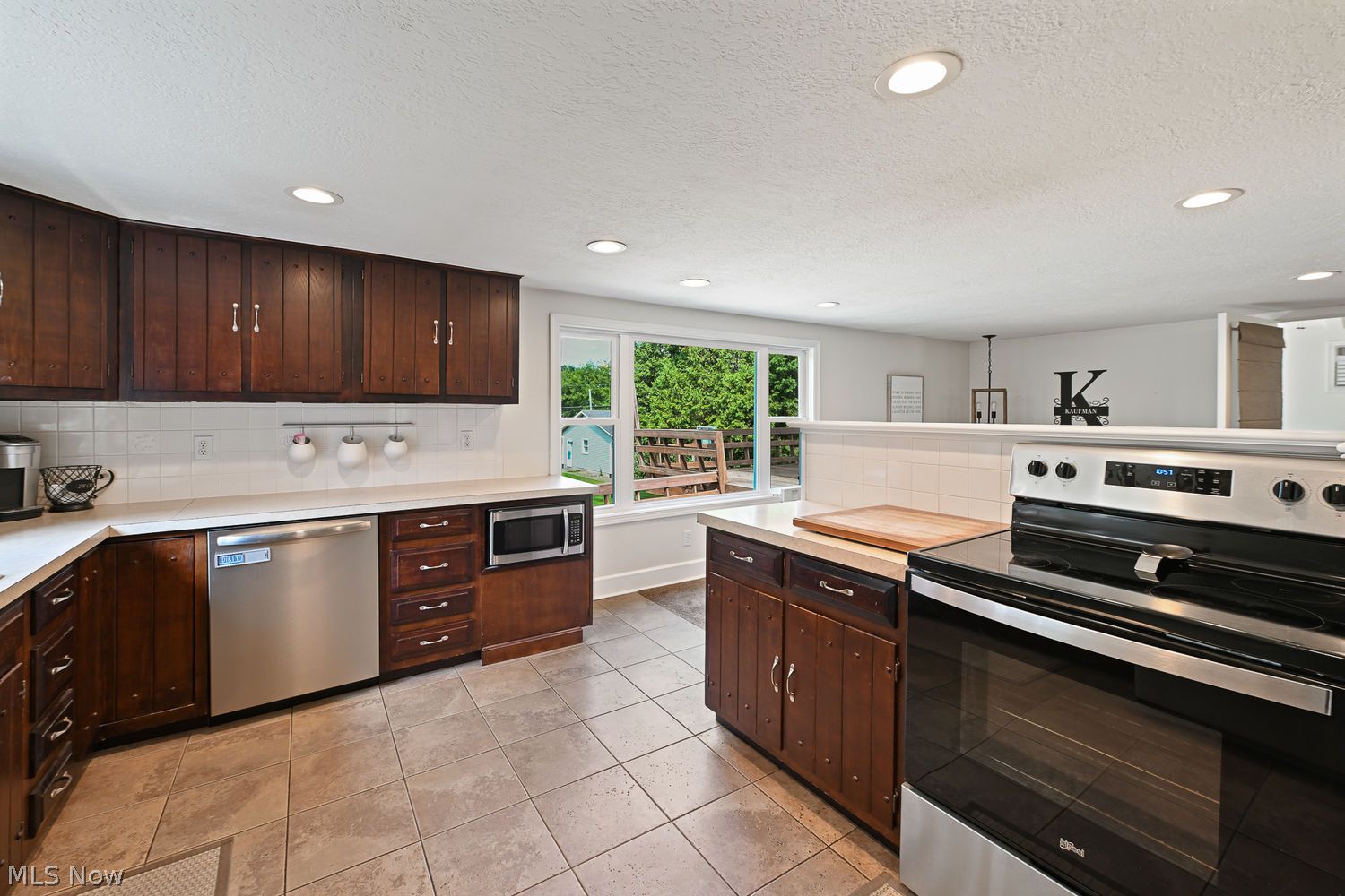 2223 Broad Avenue NW Canton OH 44708
