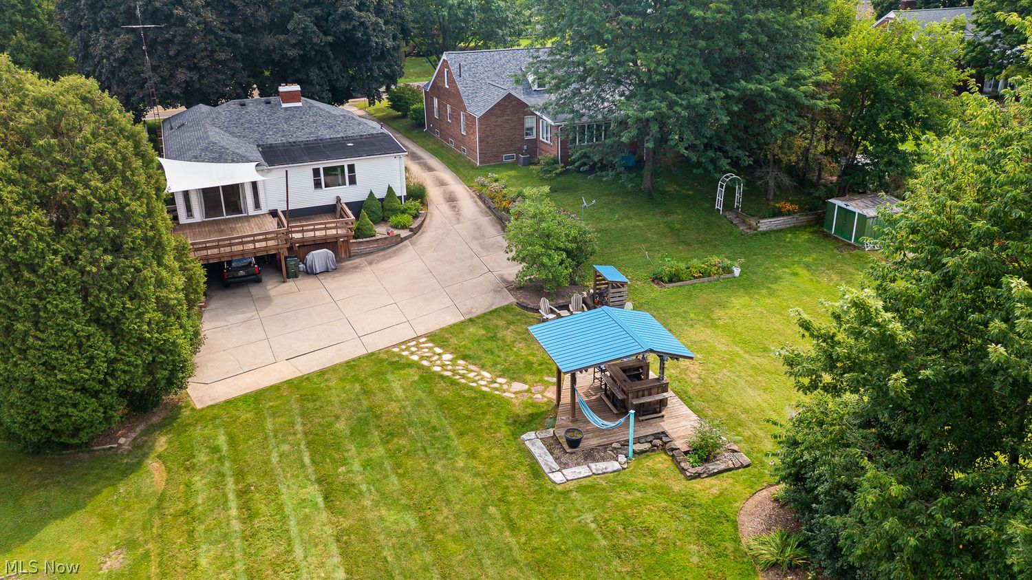 2223 Broad Avenue NW Canton OH 44708