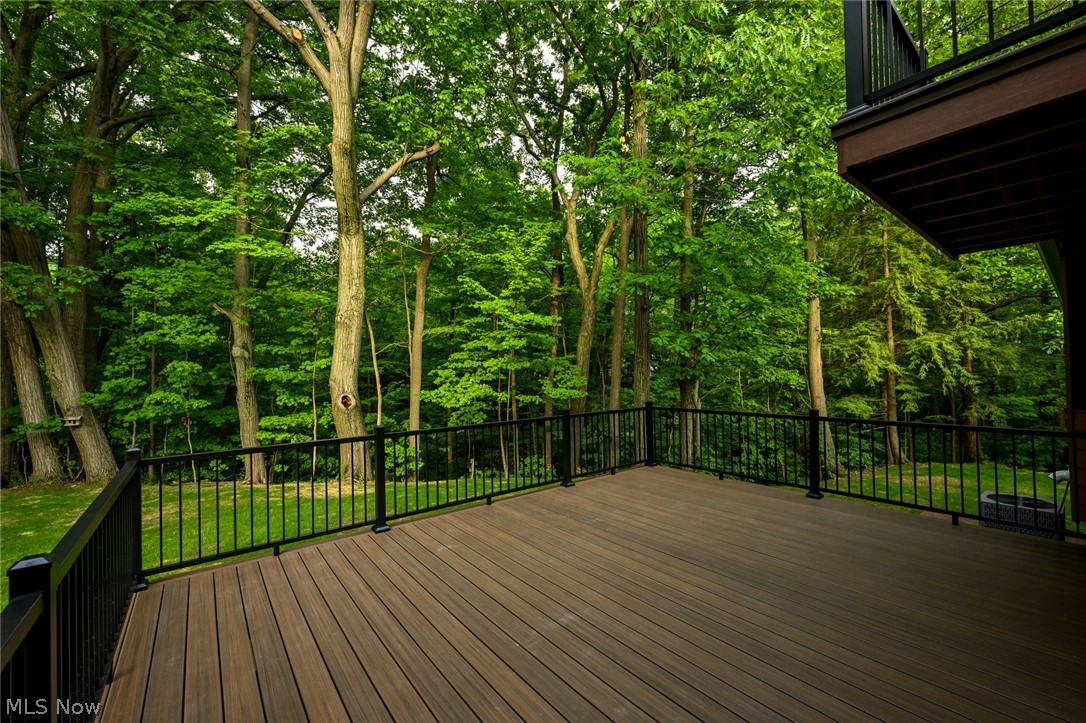 6567 Queens Way Brecksville OH 44141
