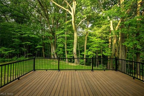 6567 Queens Way Brecksville OH 44141
