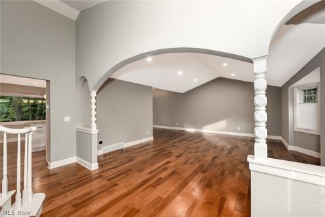 6567 Queens Way Brecksville OH 44141