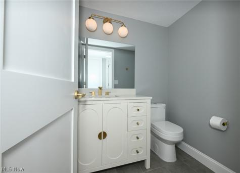 6567 Queens Way Brecksville OH 44141