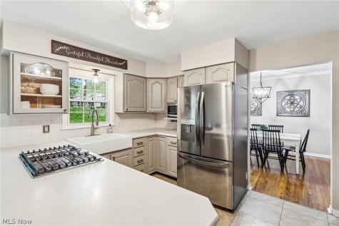 944 Wallwood Drive Copley OH 44321