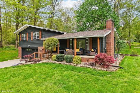 944 Wallwood Drive Copley OH 44321