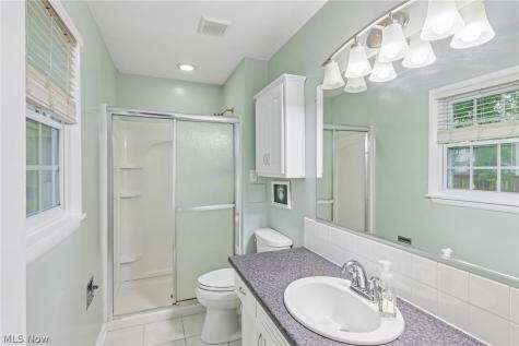 944 Wallwood Drive Copley OH 44321