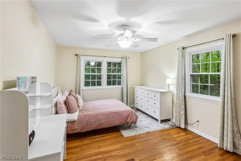 944 Wallwood Drive Copley OH 44321