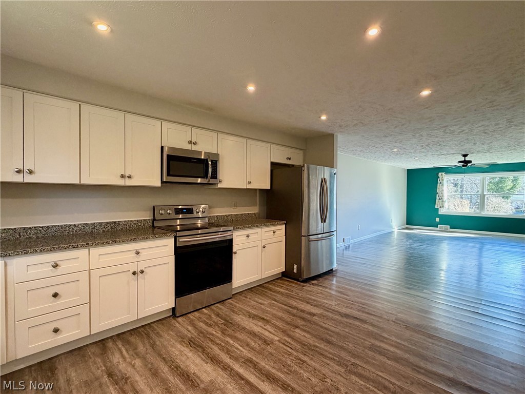 111 Goredon Drive Chardon OH 44024