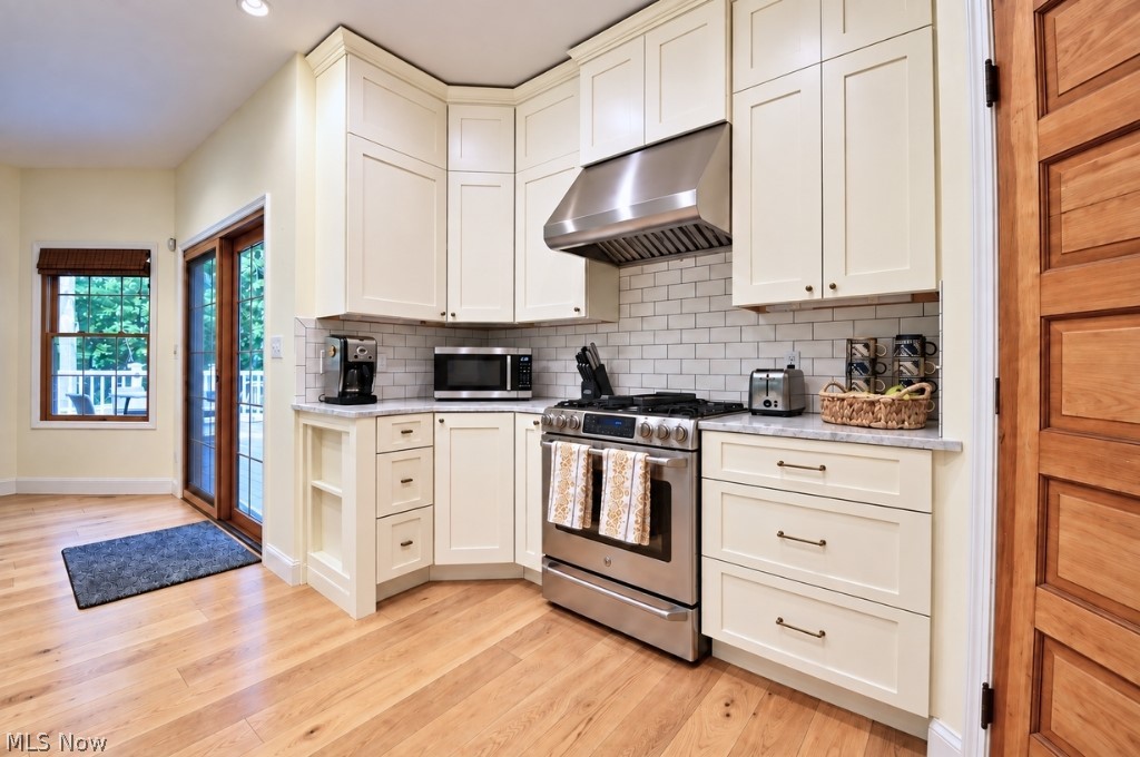 13537 Shirley Drive Leroy OH 44077